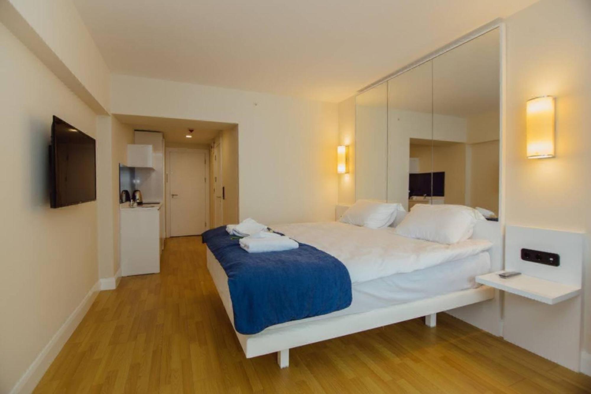 Relax And Unwind Premier Sea View Aparthotel In Batumi Exterior photo